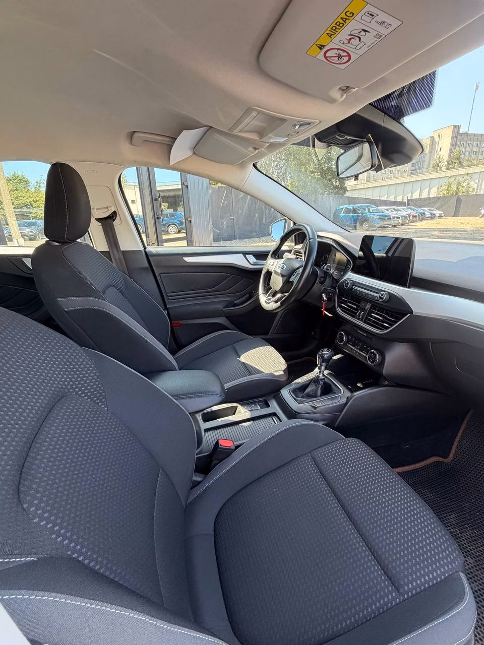 Ford Focus фото 12