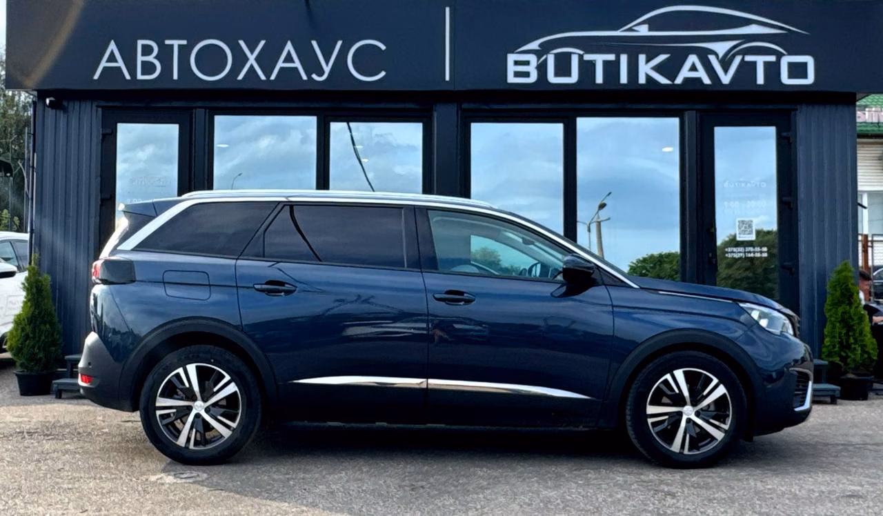Peugeot 5008 фото 8