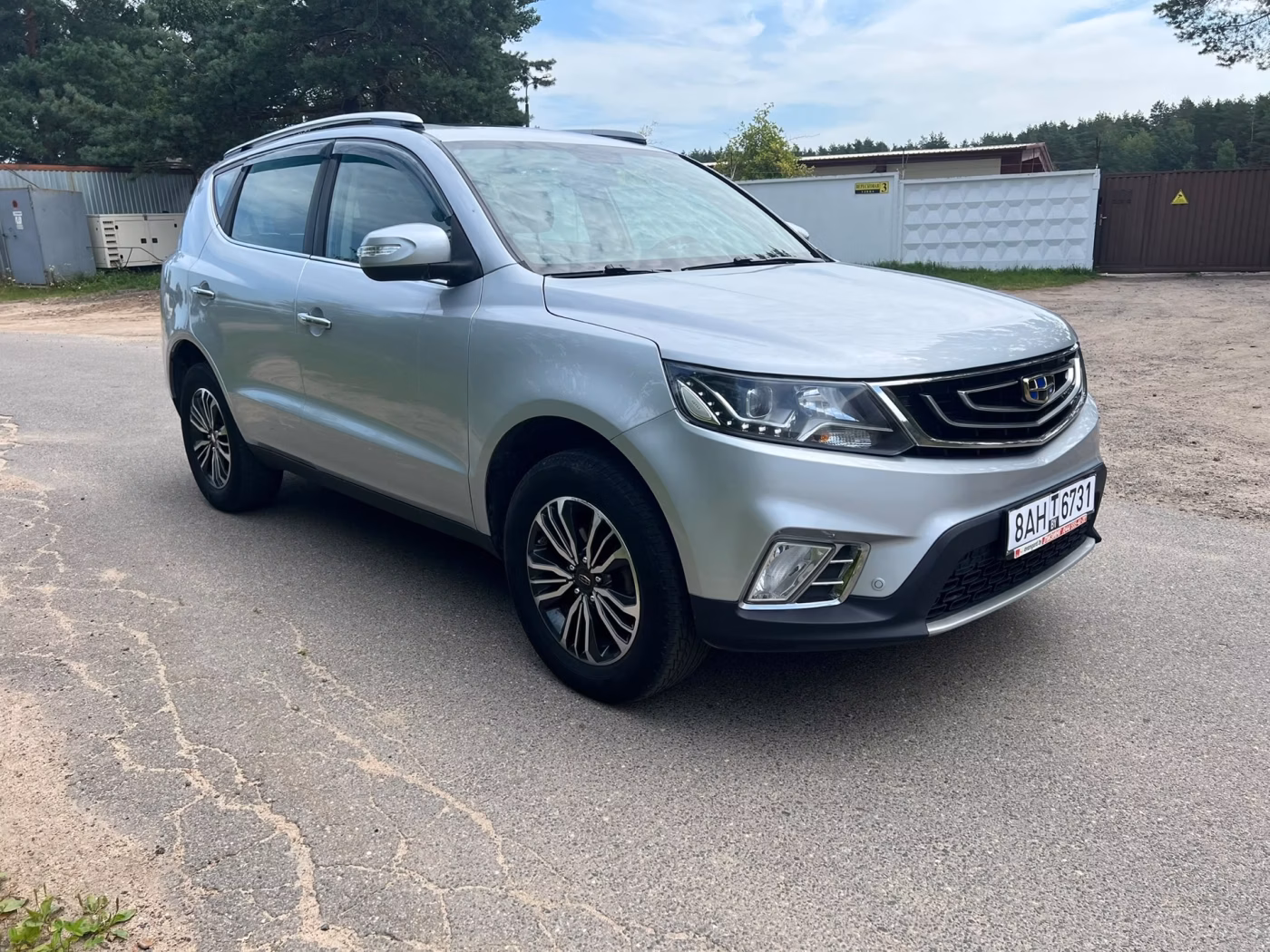 Geely Emgrand X7 фото 2