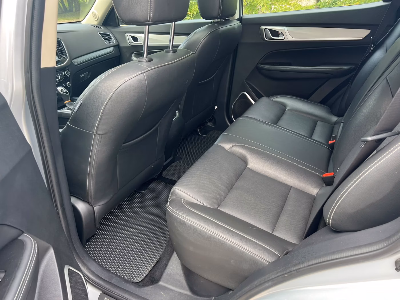 Geely Emgrand X7 фото 15