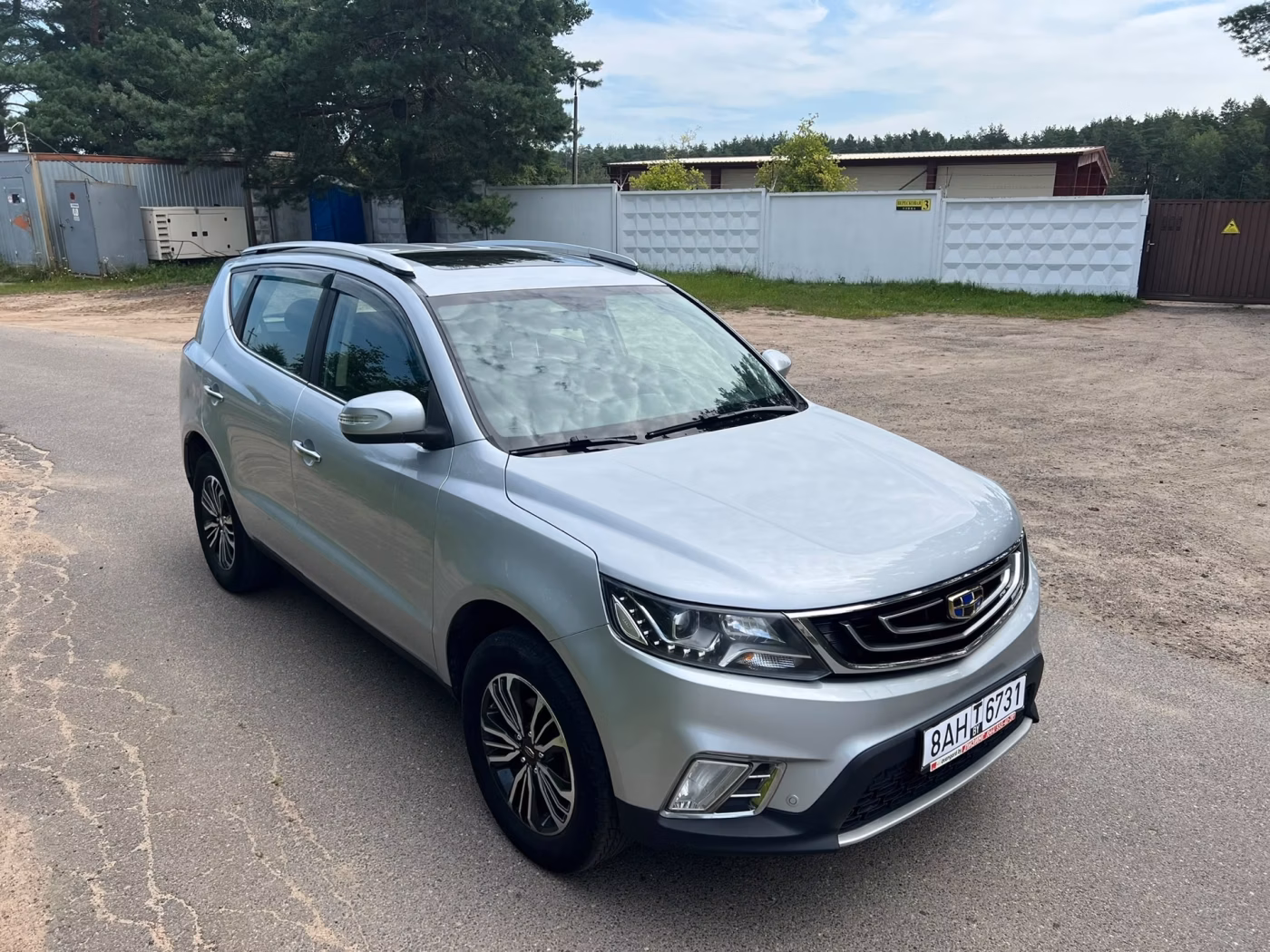 Geely Emgrand X7 фото 9