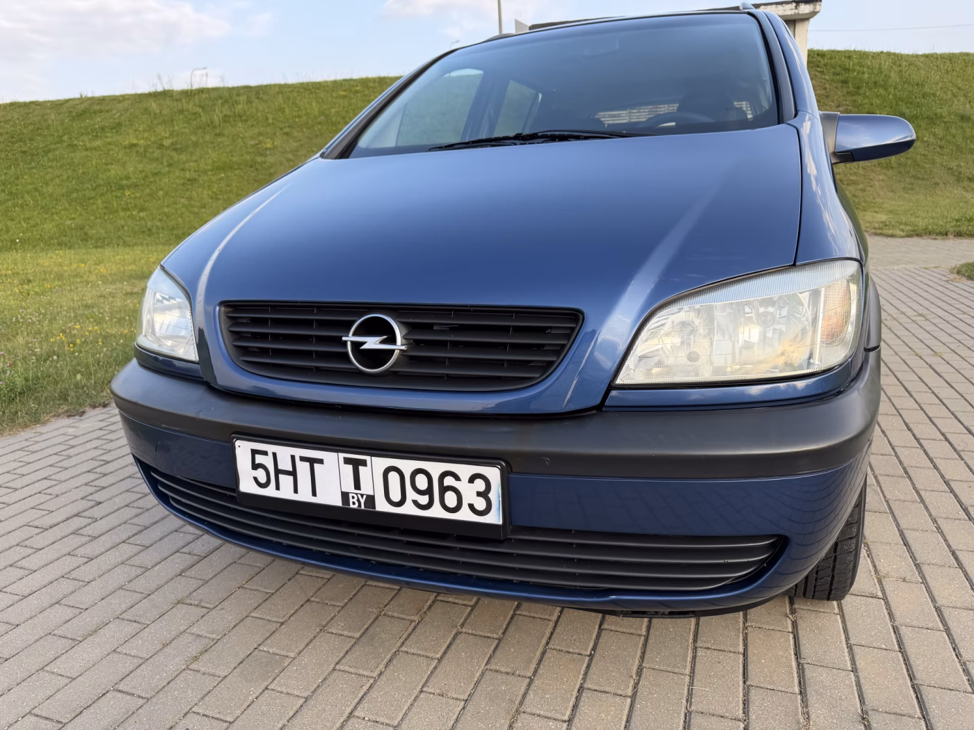 Opel Zafira фото 3