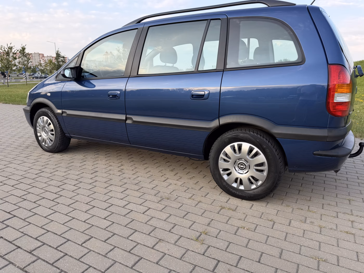Opel Zafira фото 15