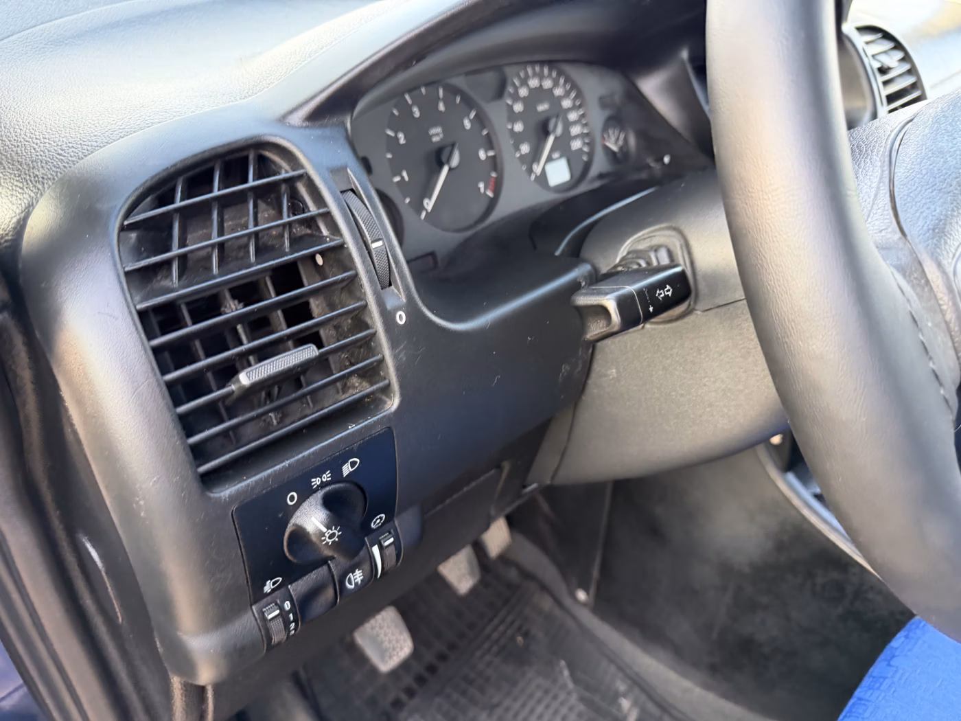 Opel Zafira фото 16
