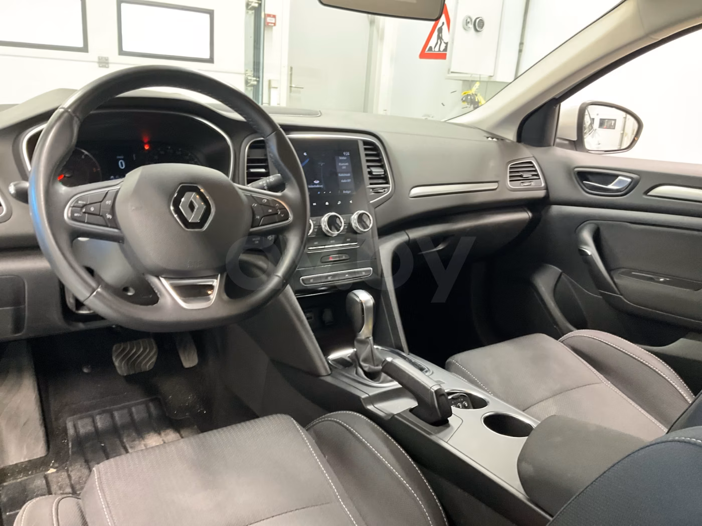 Renault Megane фото 7