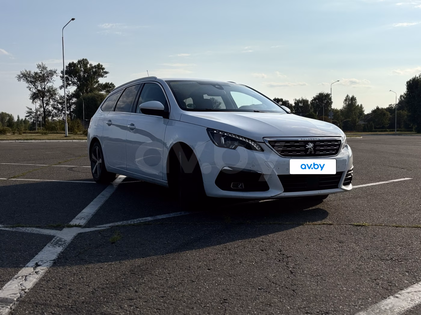 Peugeot 308 фото 2