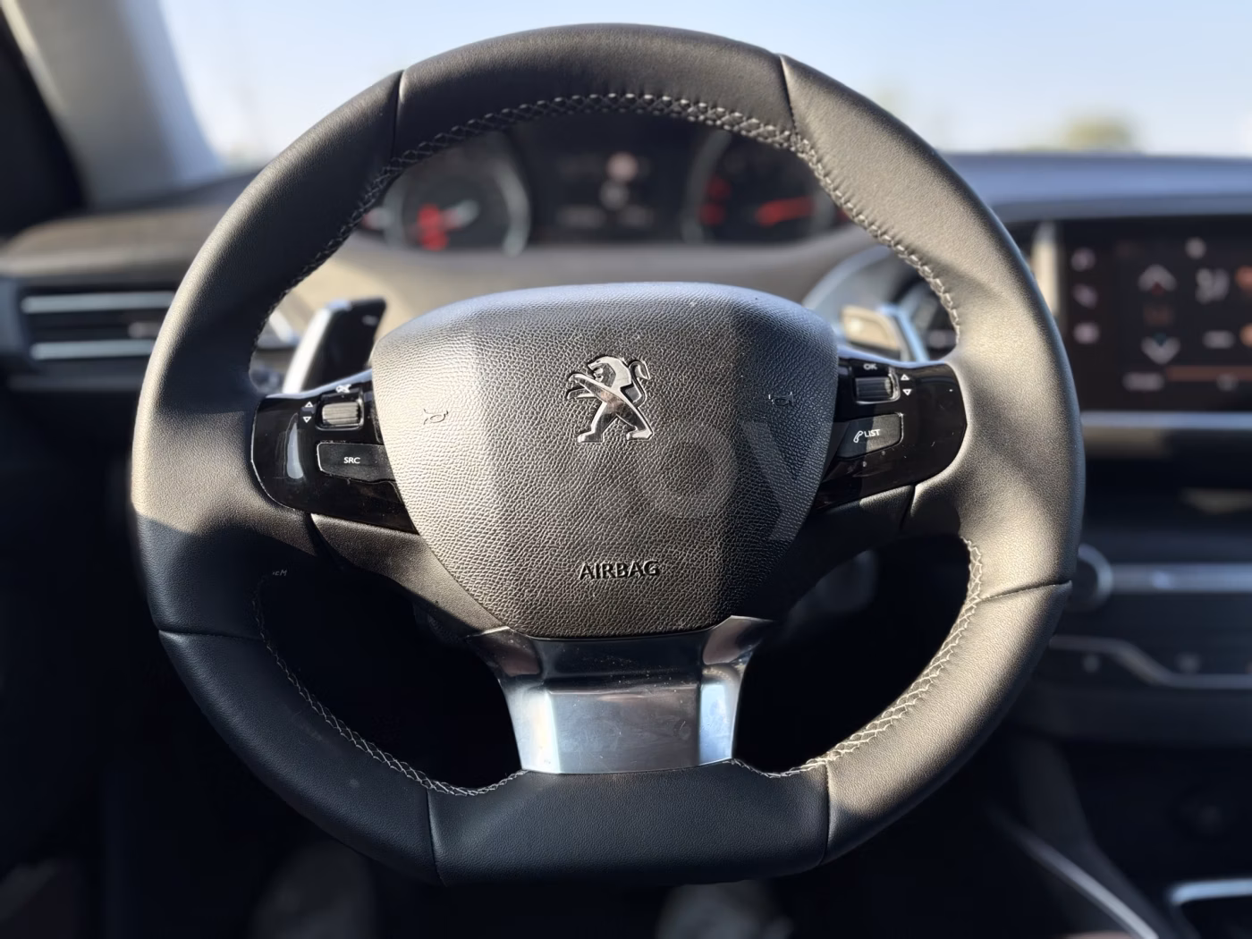 Peugeot 308 фото 14