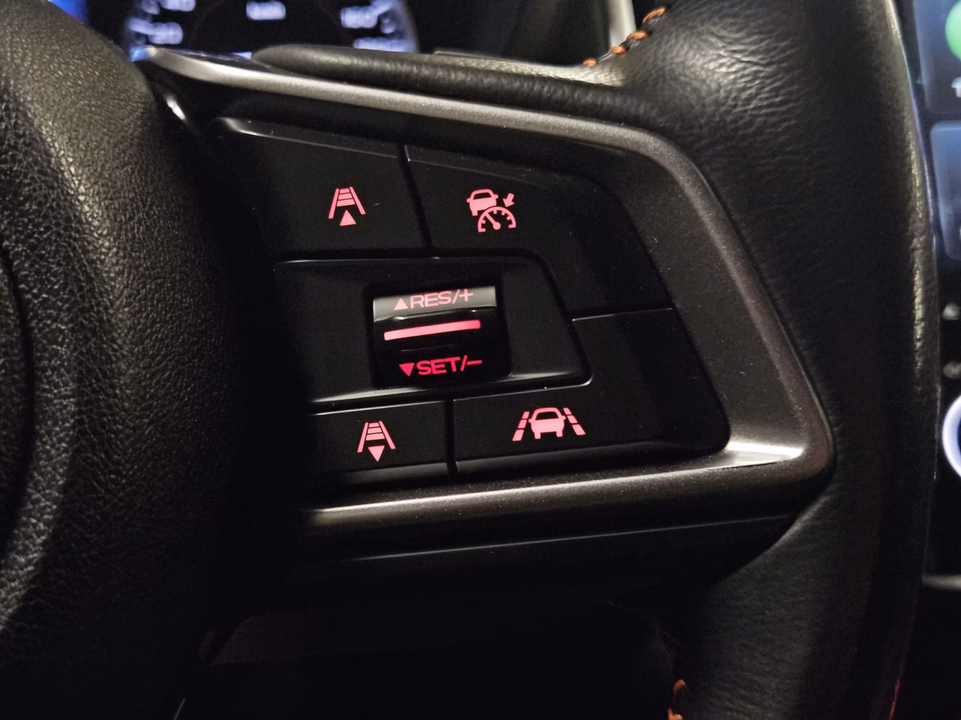 Subaru XV фото 14