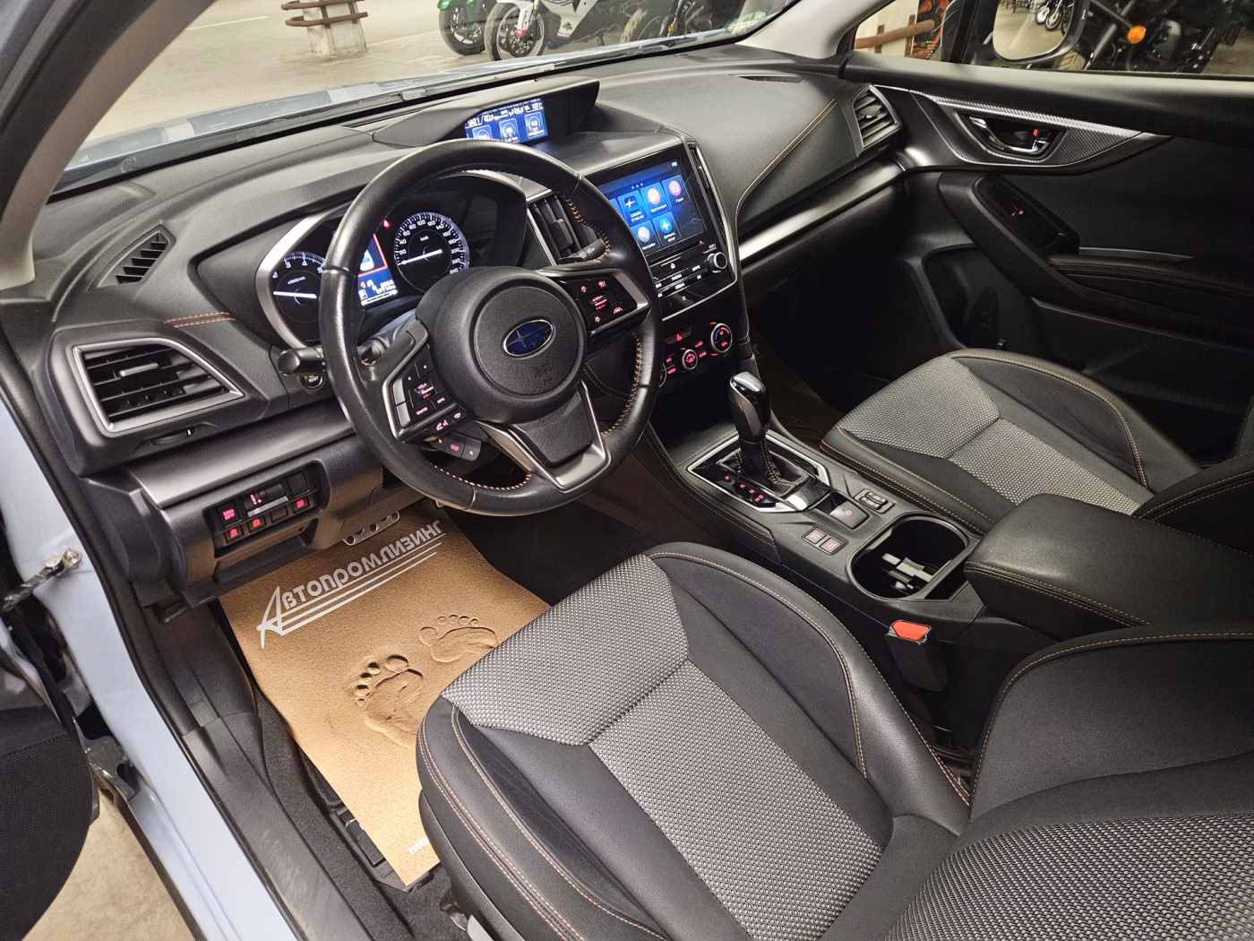 Subaru XV фото 9