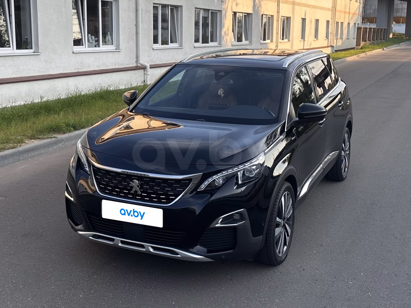 Peugeot 5008 фото 5