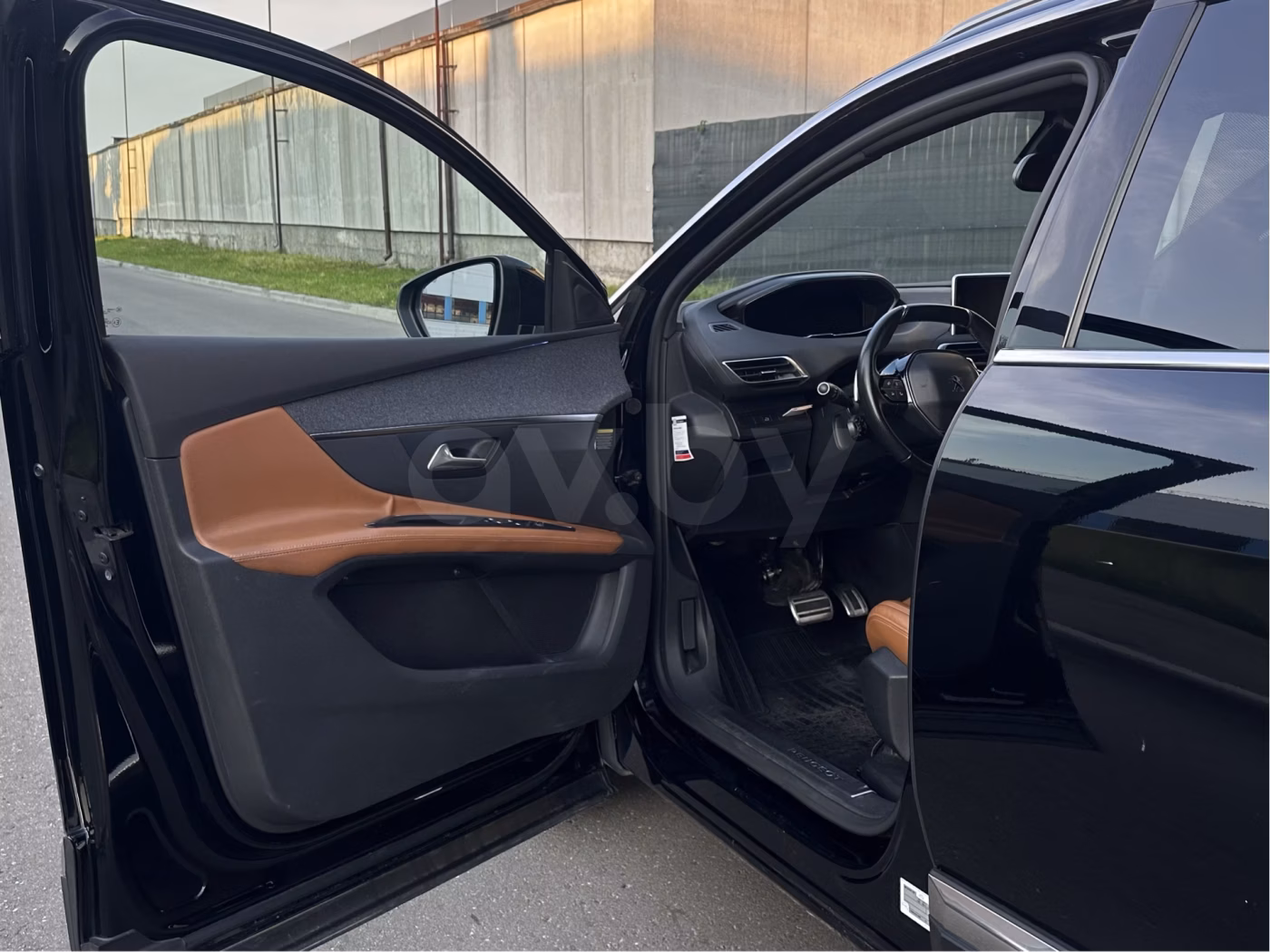 Peugeot 5008 фото 18