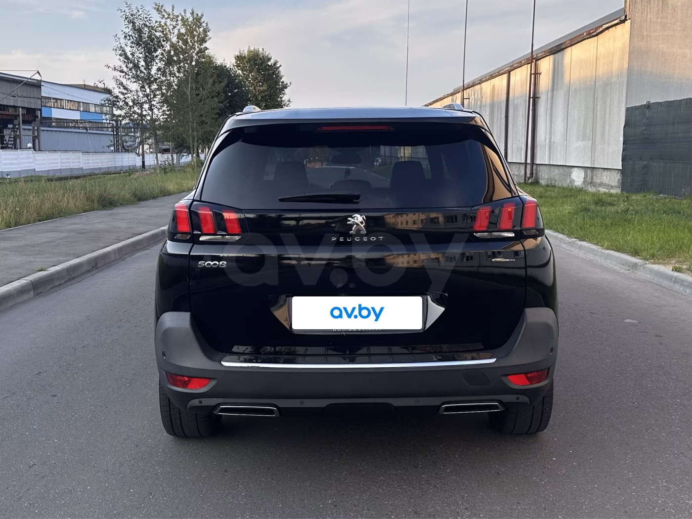 Peugeot 5008 фото 17