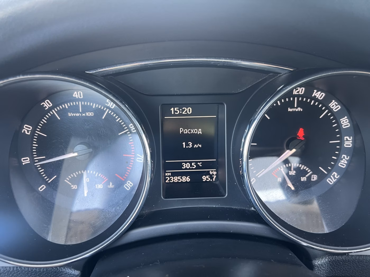 Skoda Superb фото 9
