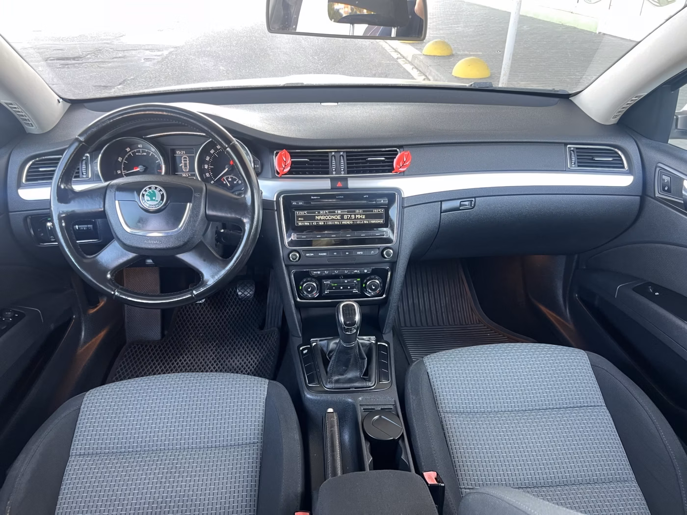 Skoda Superb фото 11