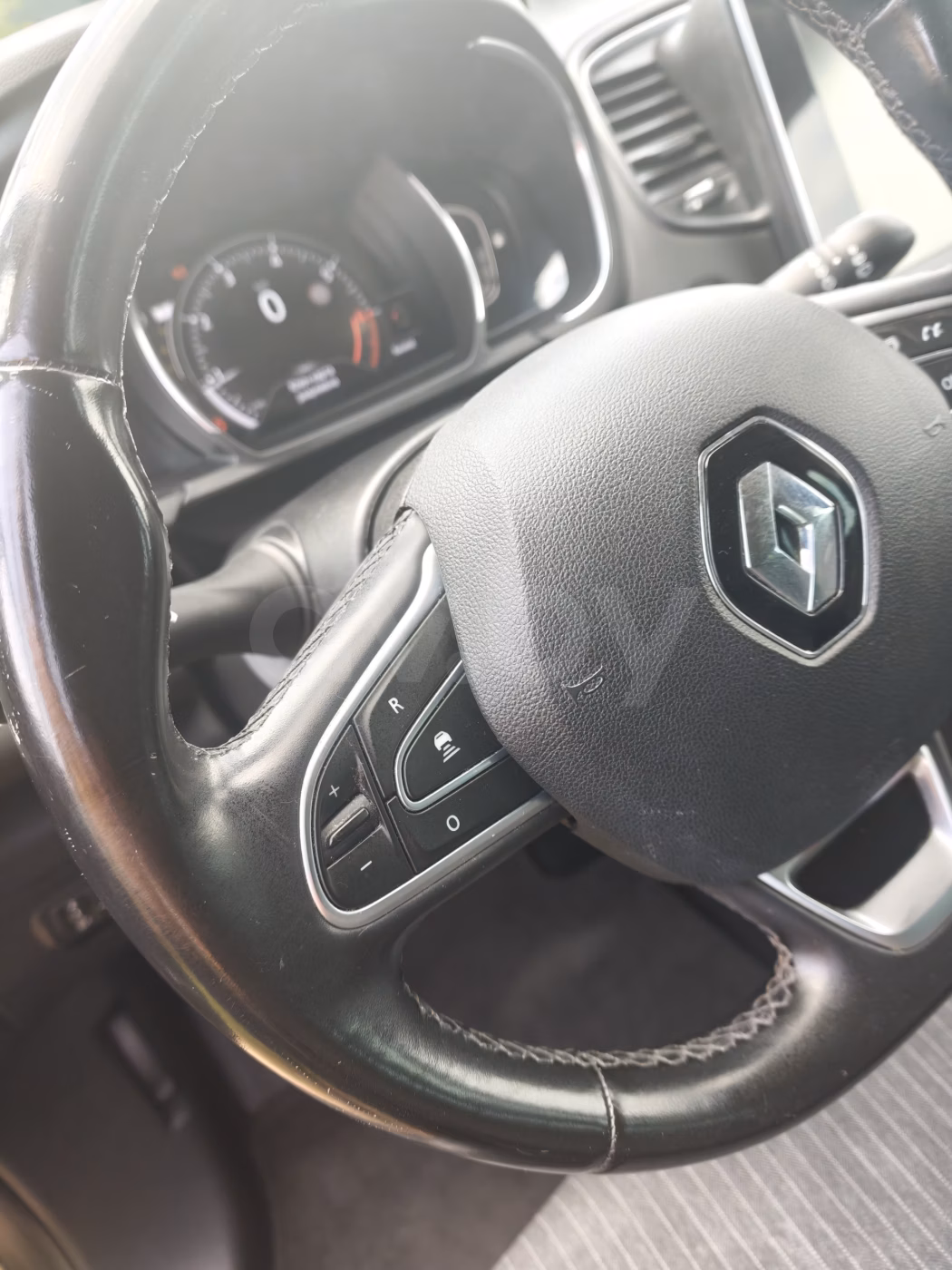 Renault Grand Scenic фото 20
