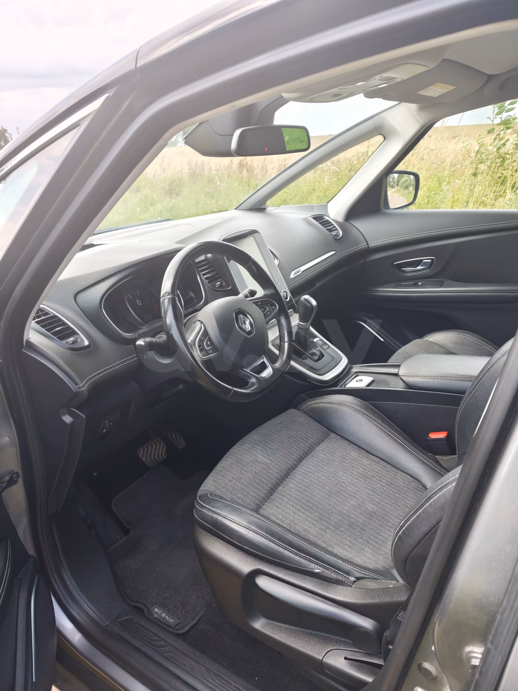 Renault Grand Scenic фото 15