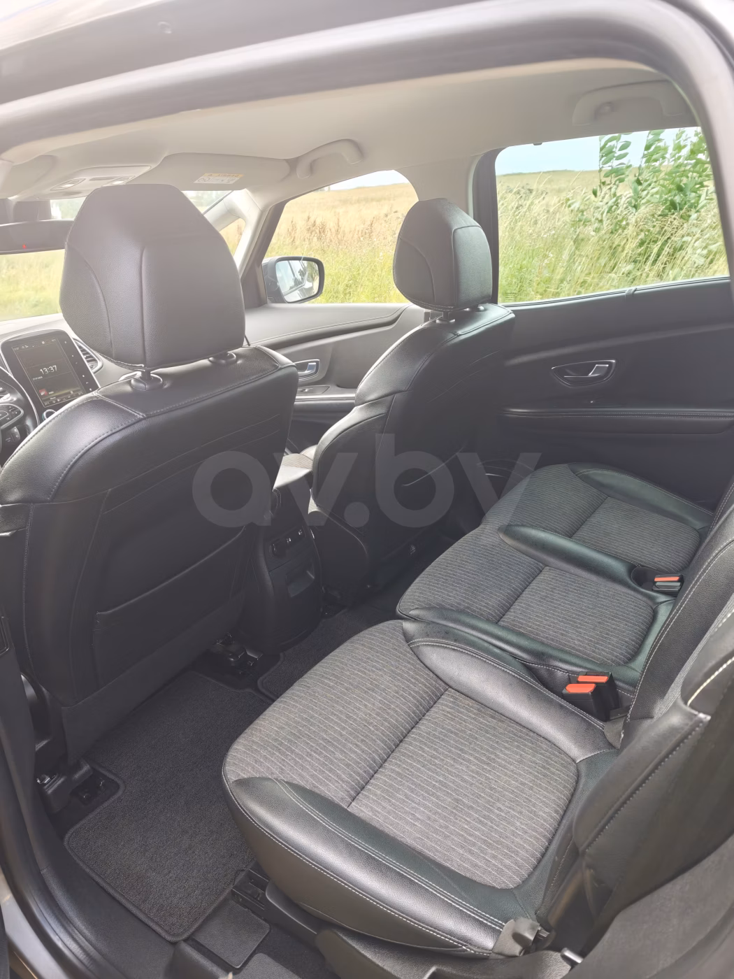 Renault Grand Scenic фото 18