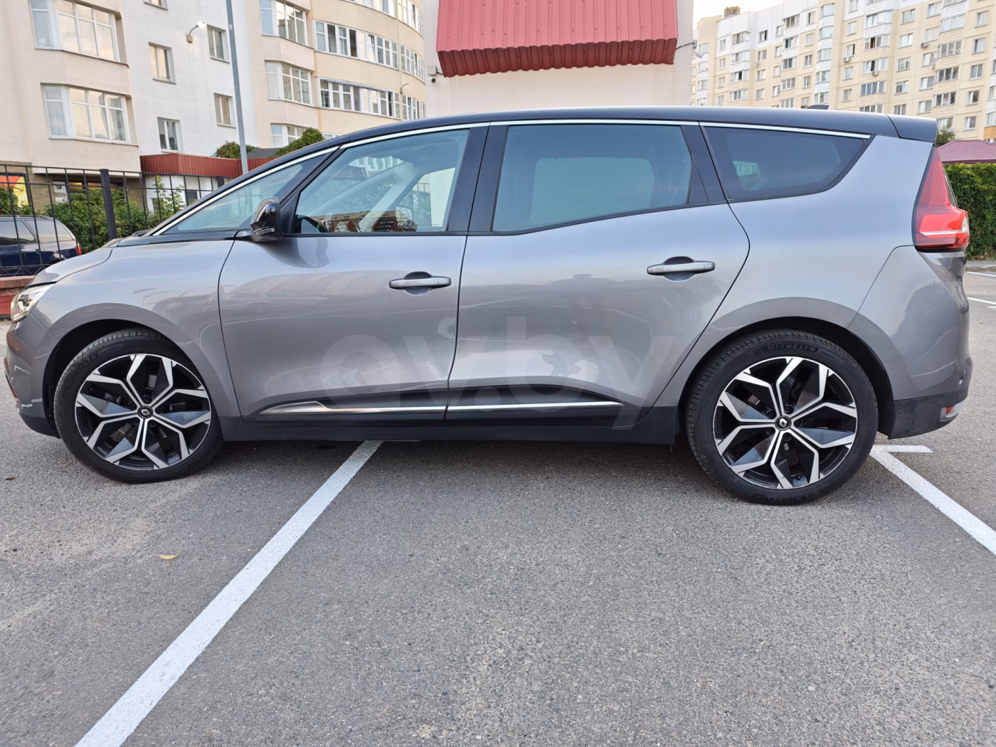 Renault Grand Scenic фото 4