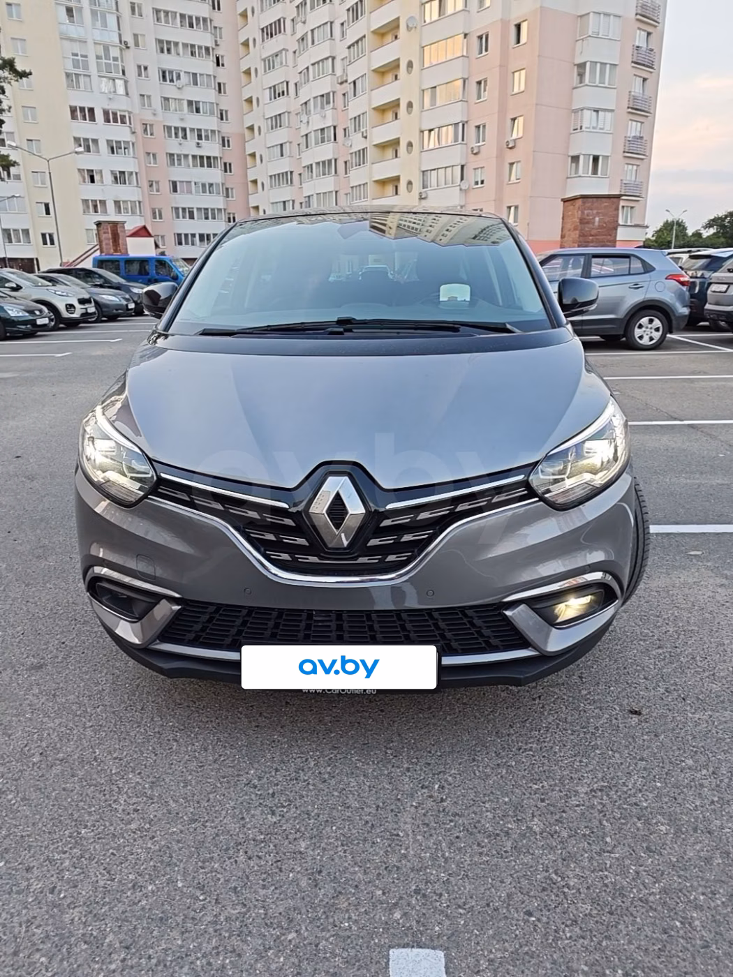 Renault Grand Scenic фото 2