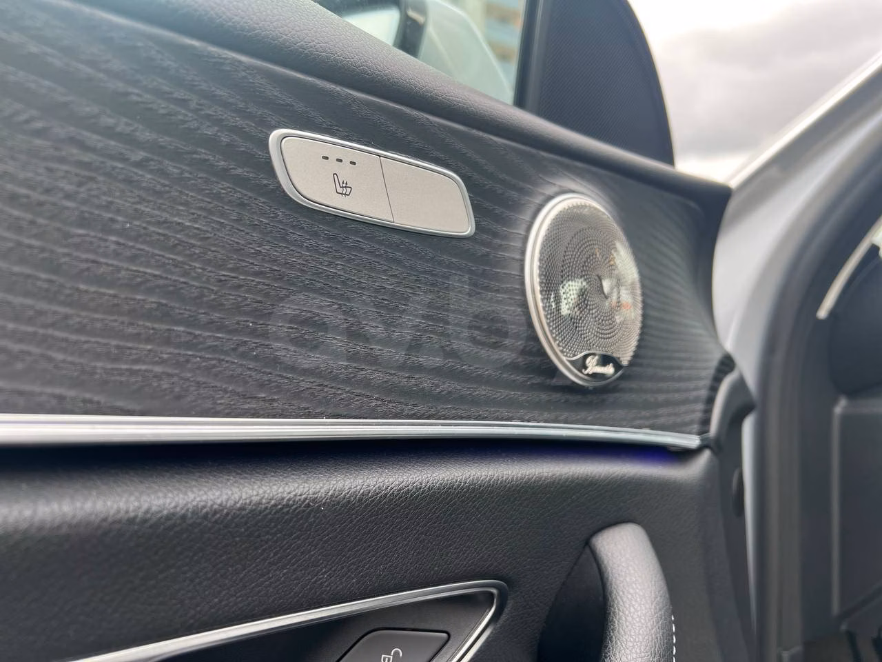 Mercedes-Benz E-Класс фото 10