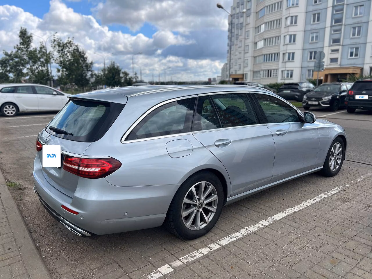 Mercedes-Benz E-Класс фото 20