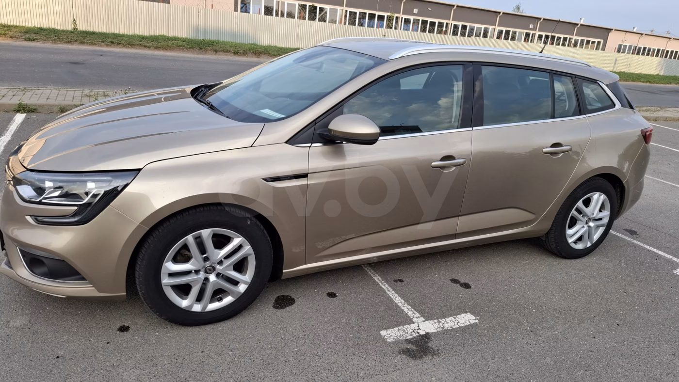 Renault Megane фото 8