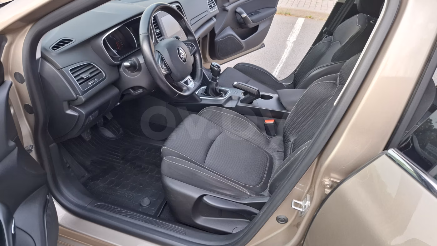 Renault Megane фото 16