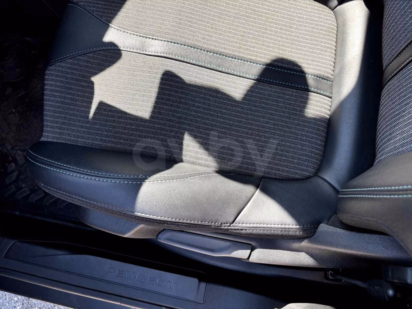 Peugeot 5008 фото 7