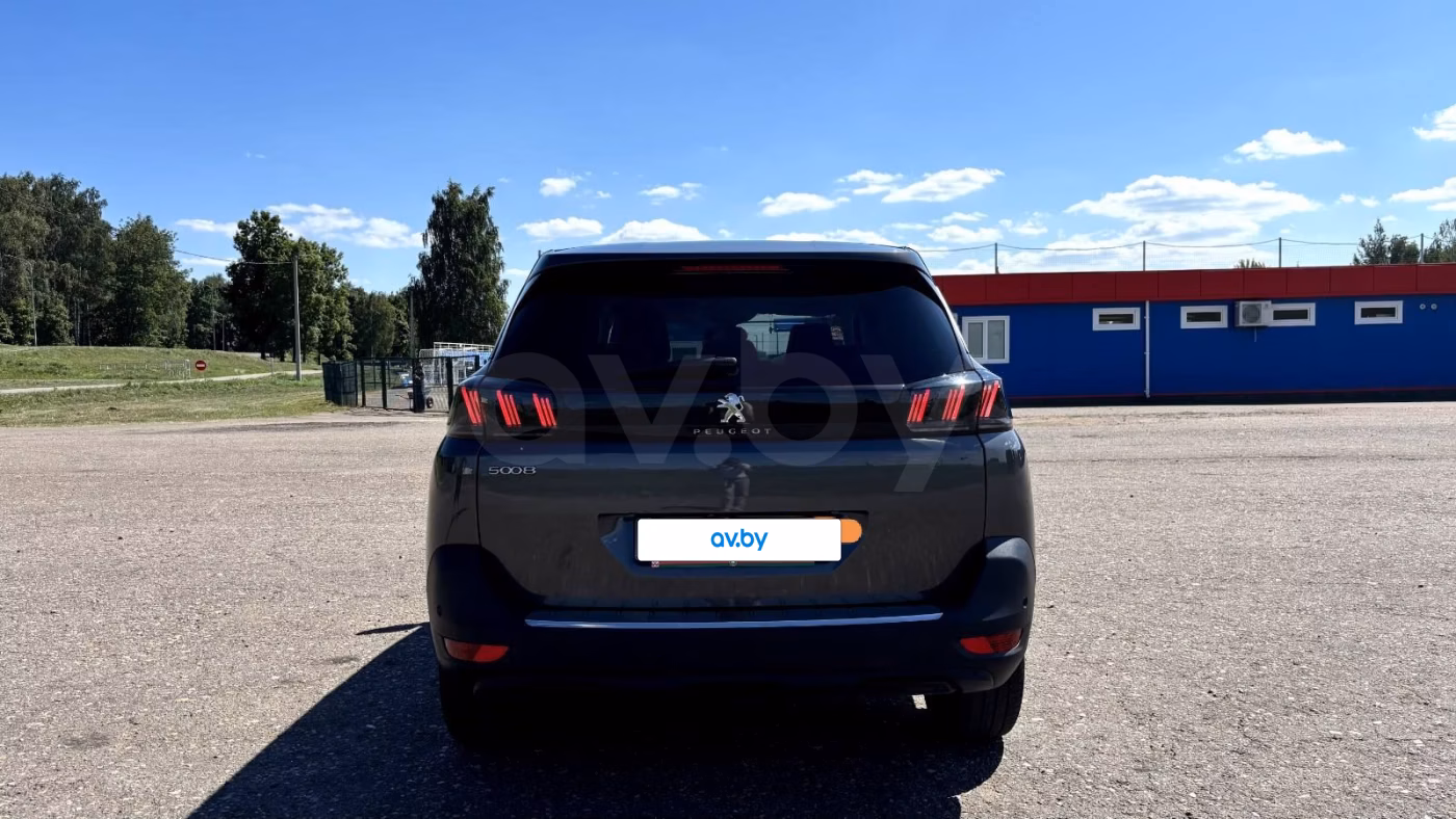 Peugeot 5008 фото 5