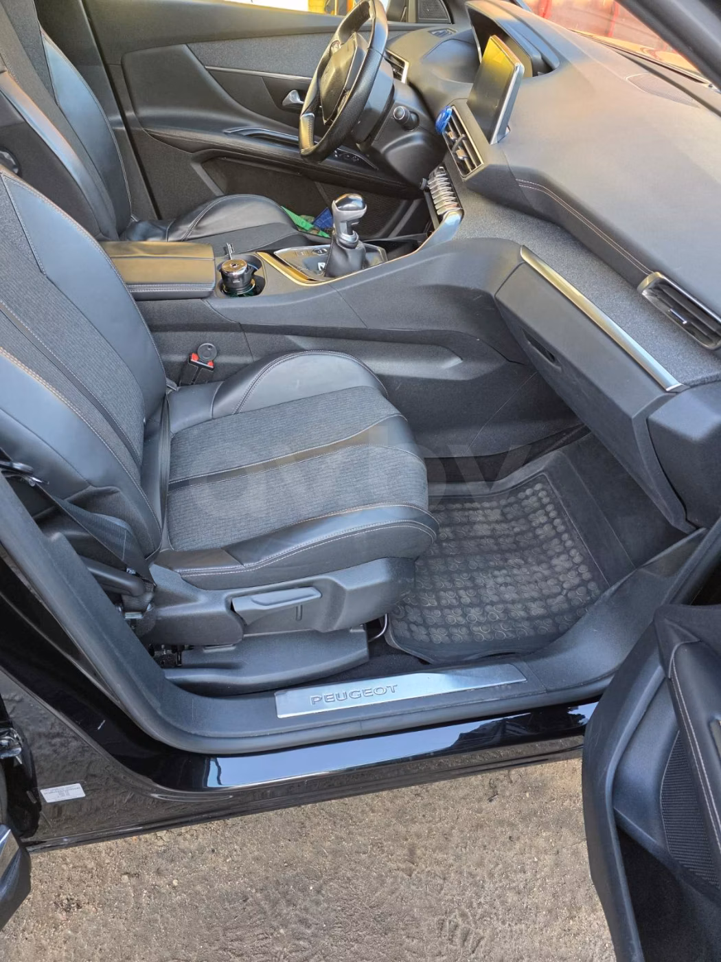 Peugeot 3008 фото 11