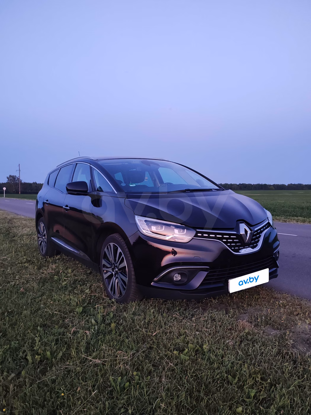 Renault Grand Scenic фото 24