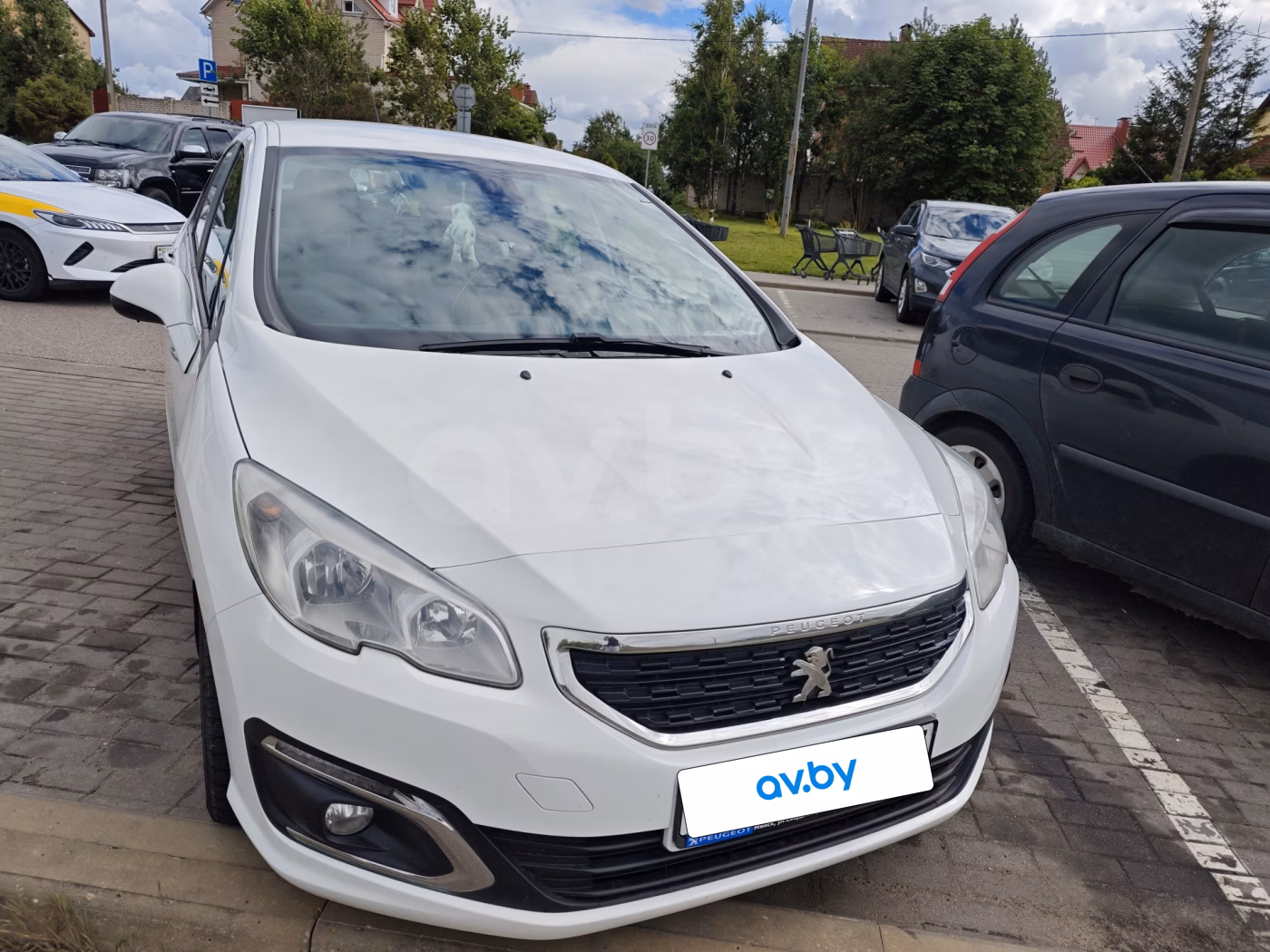 Peugeot 408 фото 2