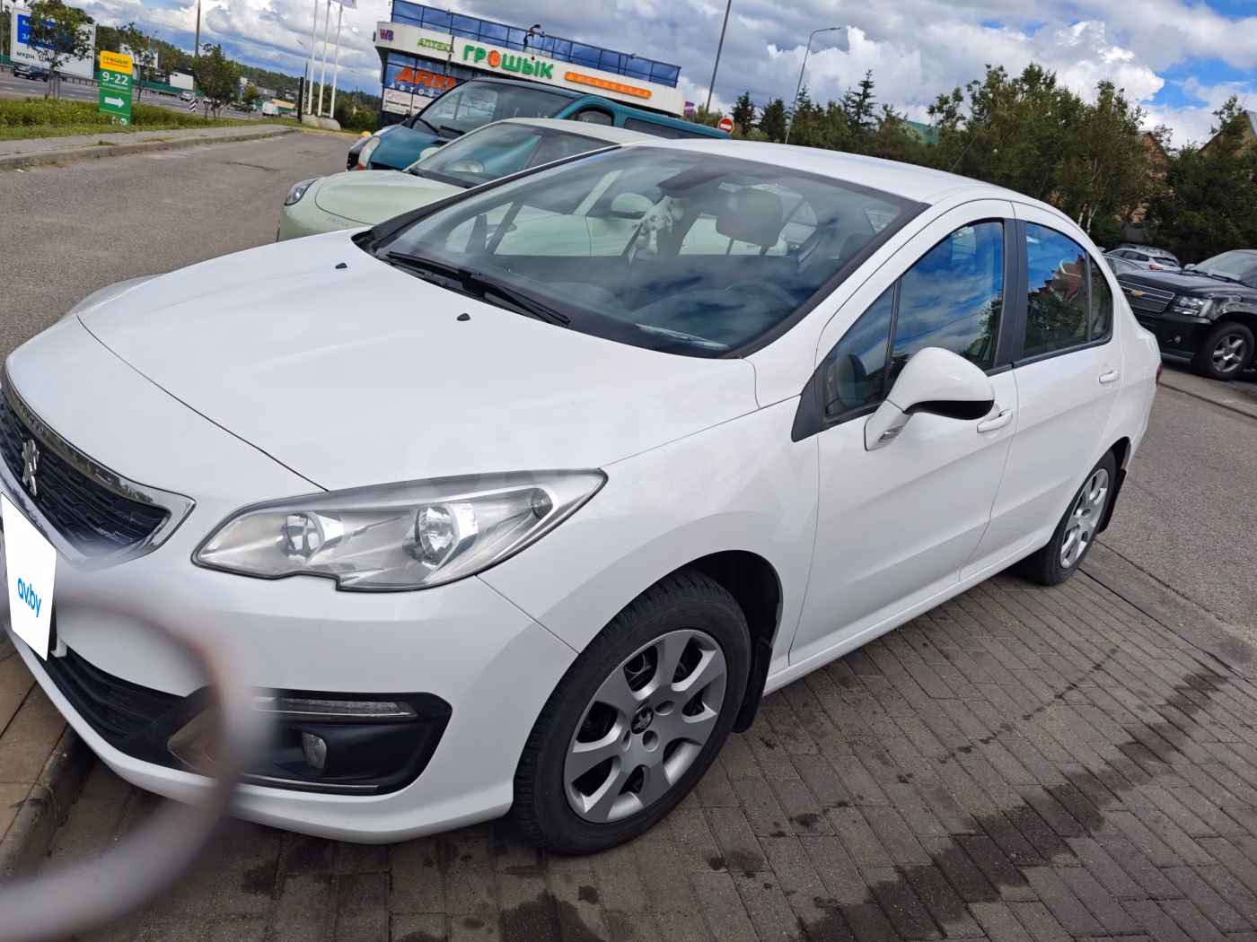 Peugeot 408