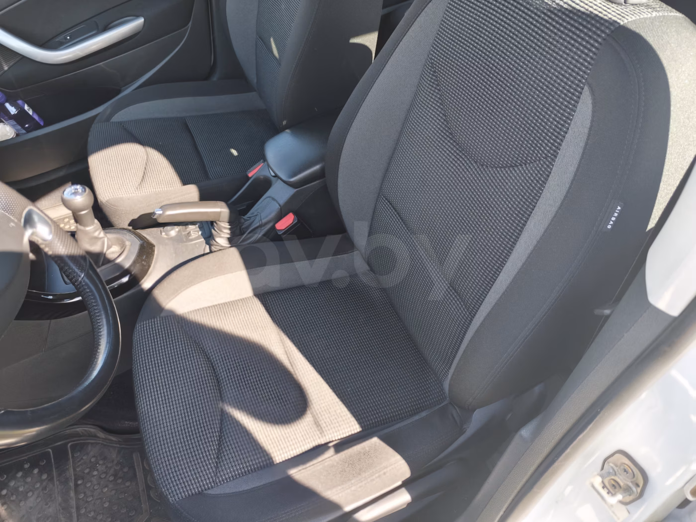 Peugeot 408 фото 8
