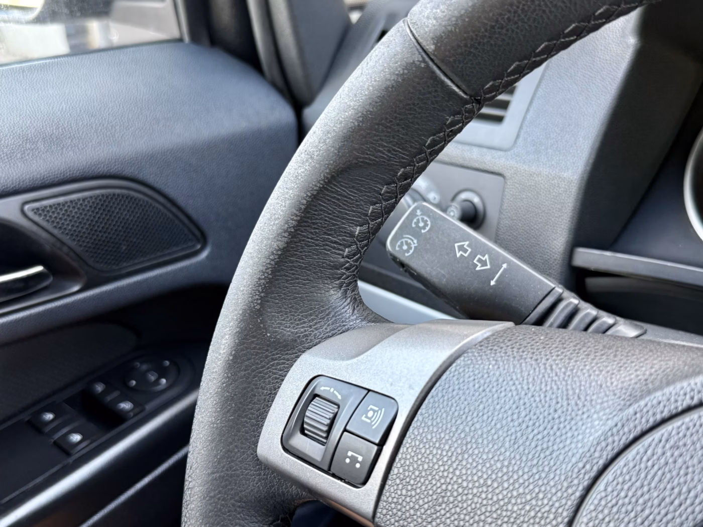 Opel Zafira фото 22