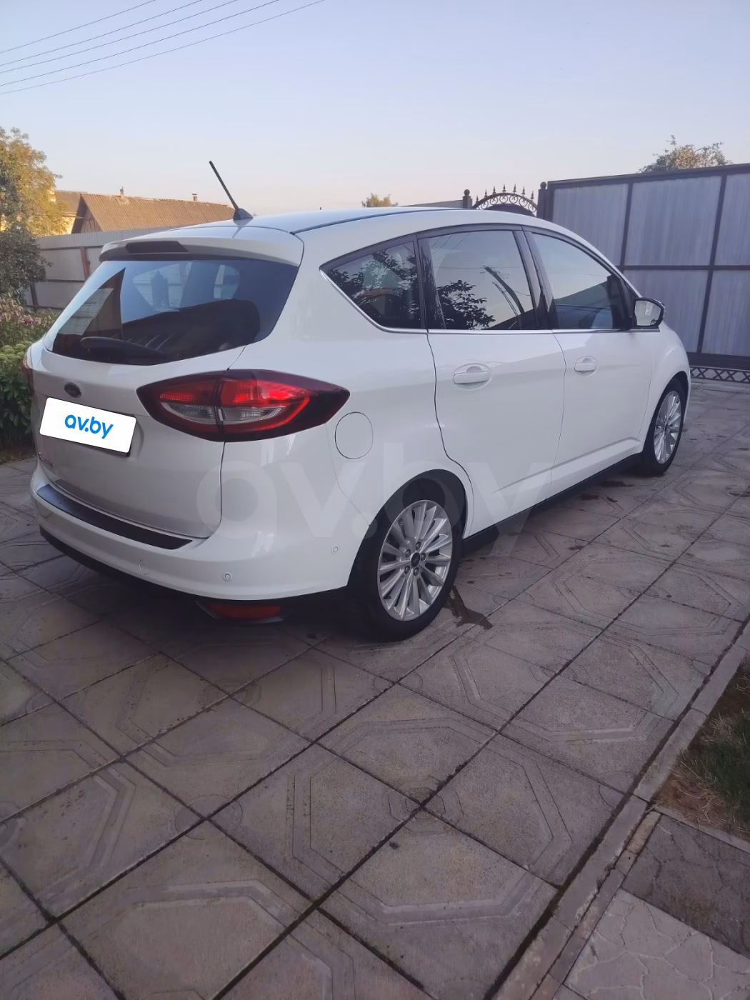 Ford C-MAX фото 2