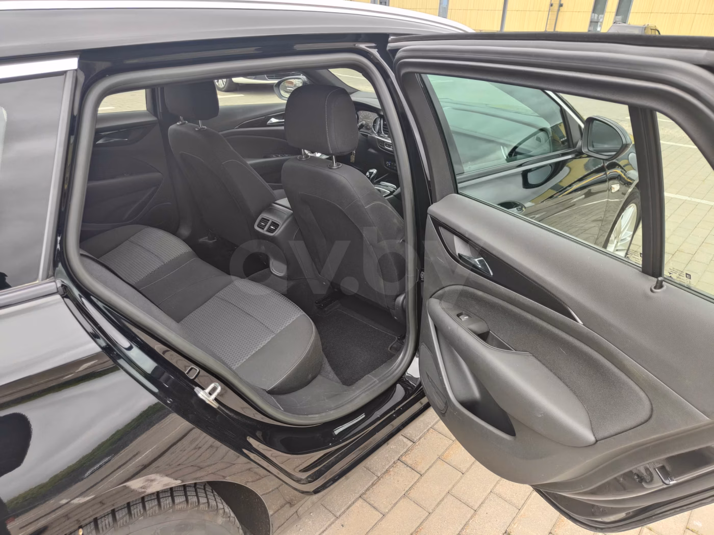 Opel Insignia фото 28