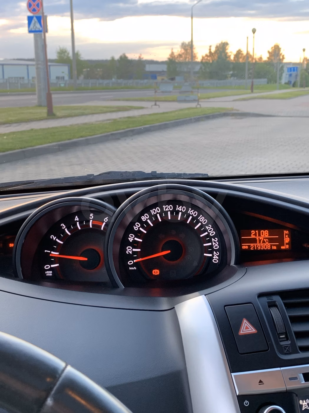 Toyota Verso фото 18