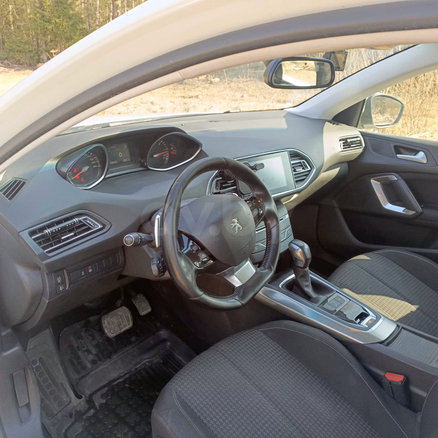 Peugeot 308 фото 8