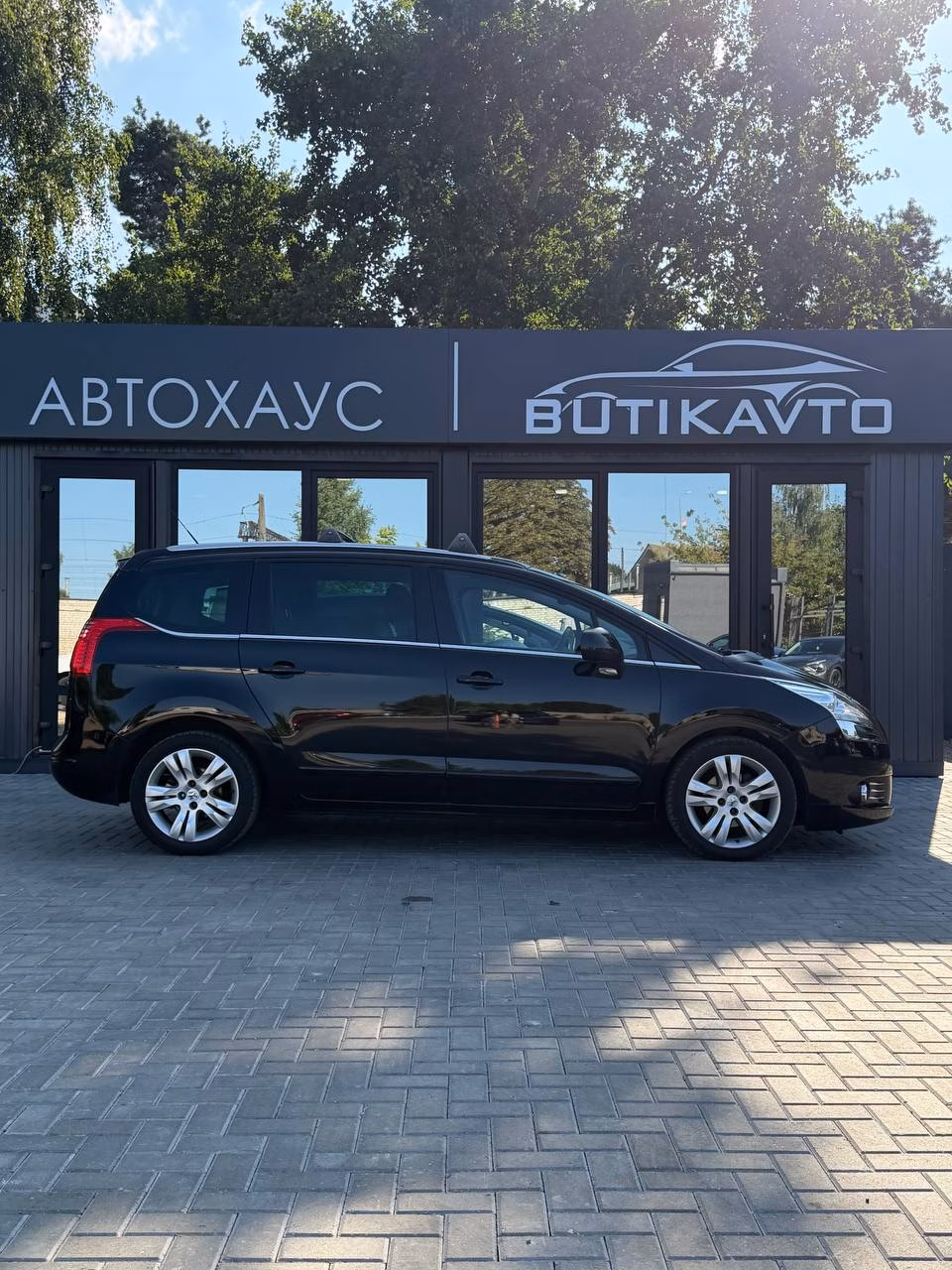 Peugeot 5008 фото 8
