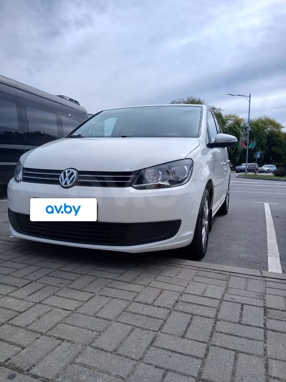 Volkswagen Touran фото 2