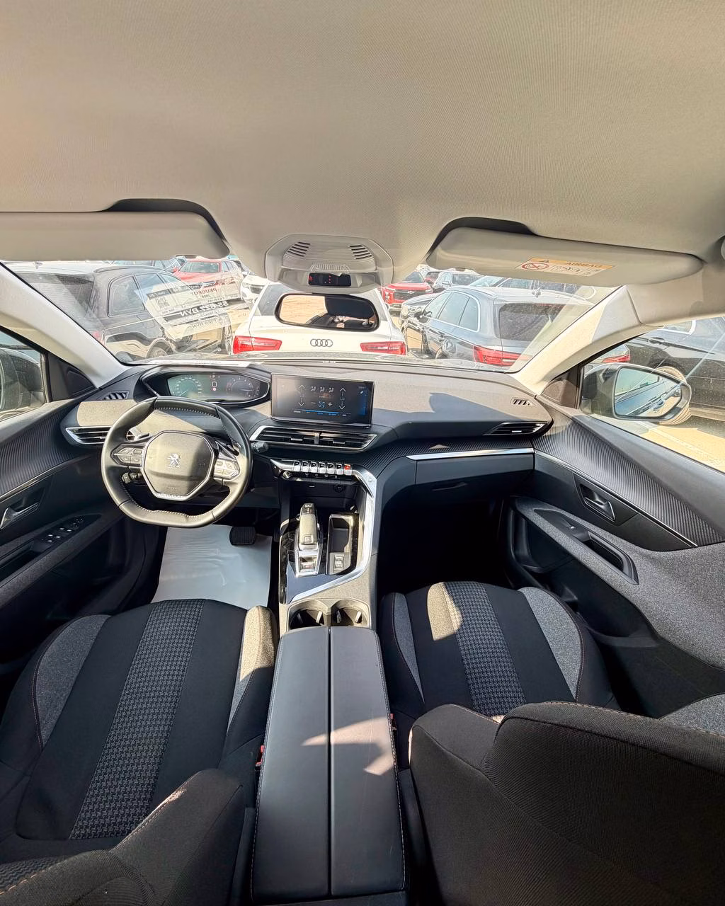 Peugeot 3008 фото 9