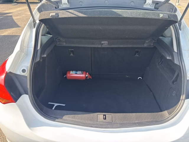 Opel Astra фото 14