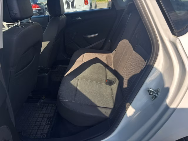 Opel Astra фото 12