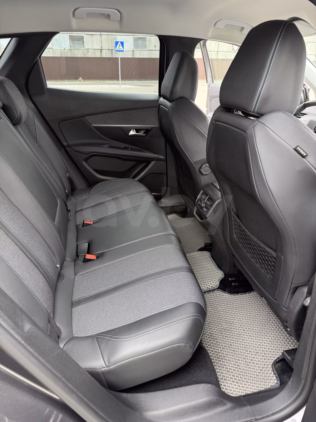 Peugeot 3008 фото 13