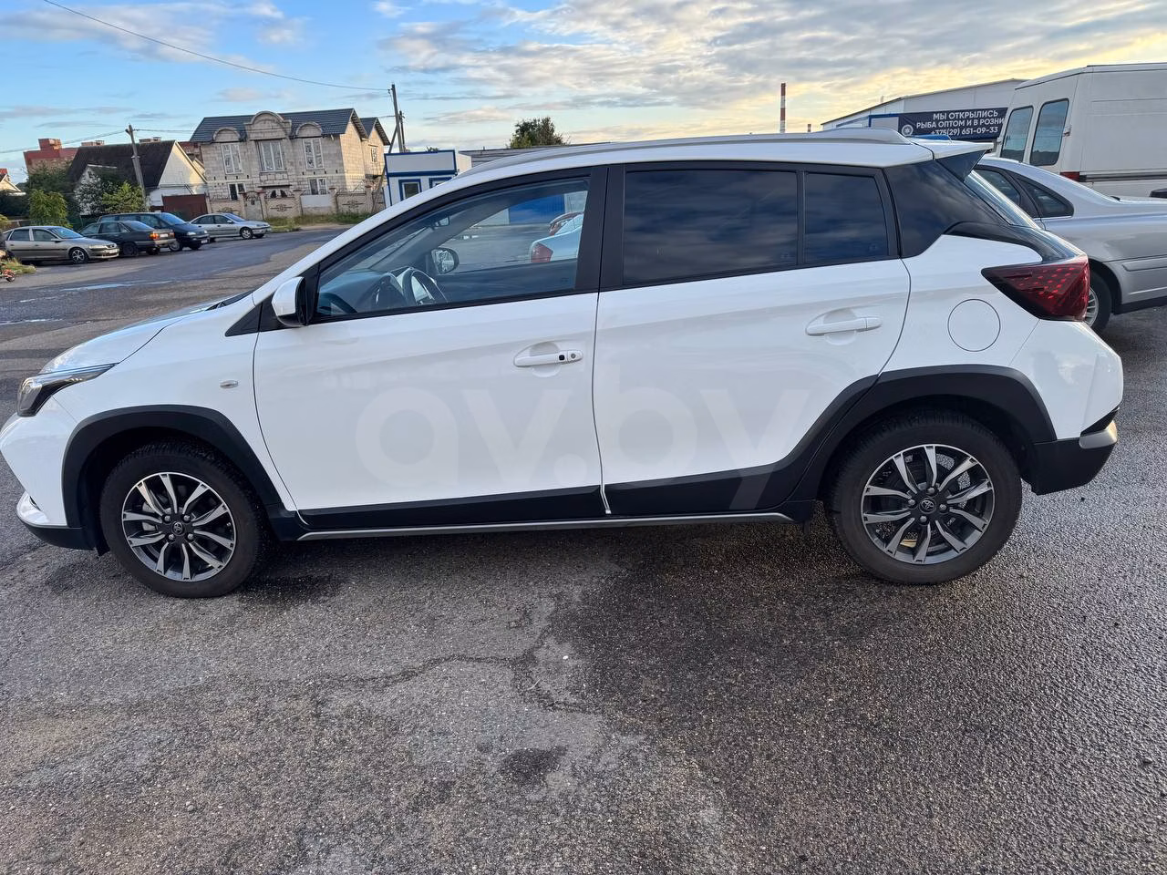 Toyota Yaris фото 7
