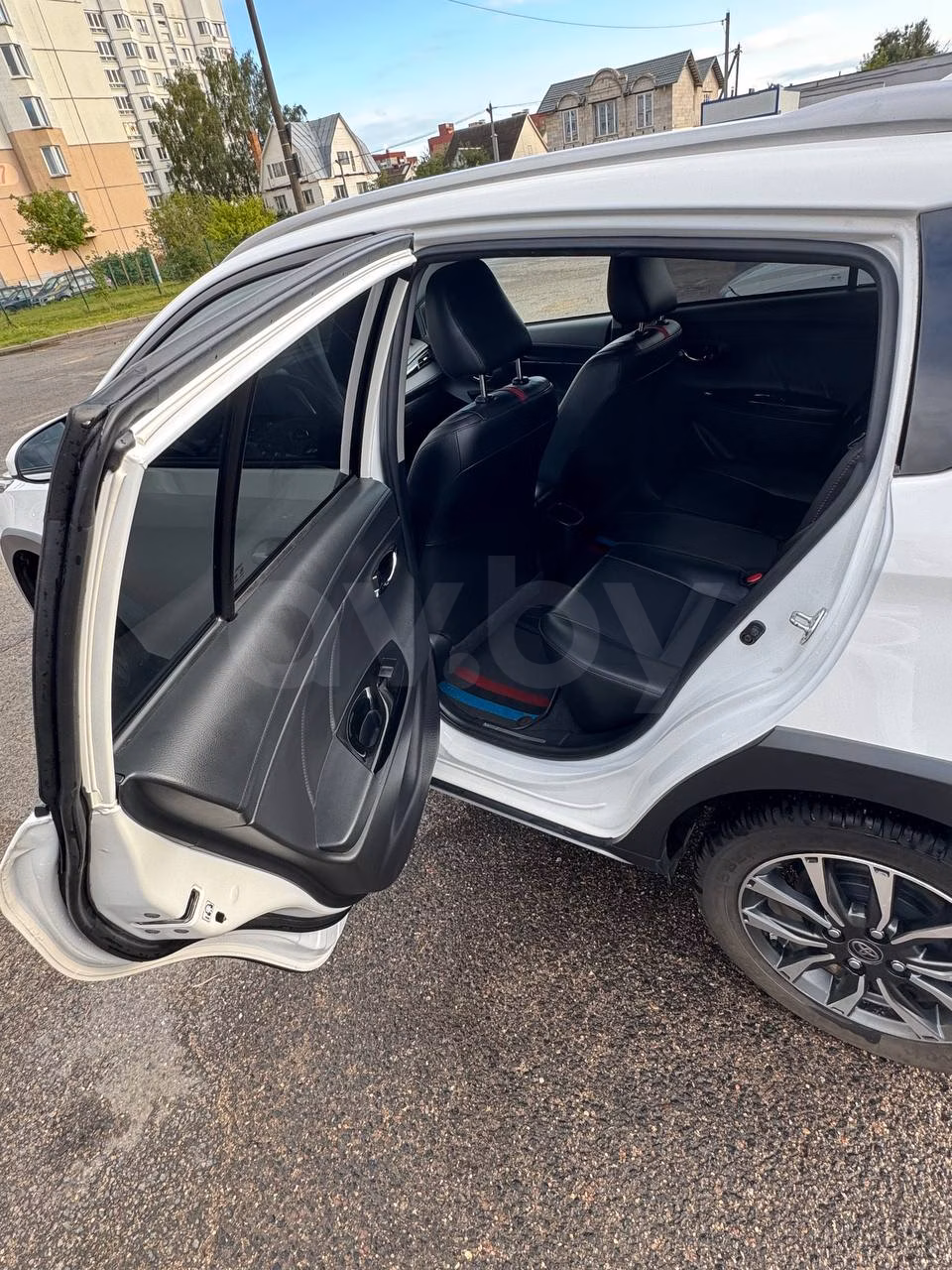 Toyota Yaris фото 10