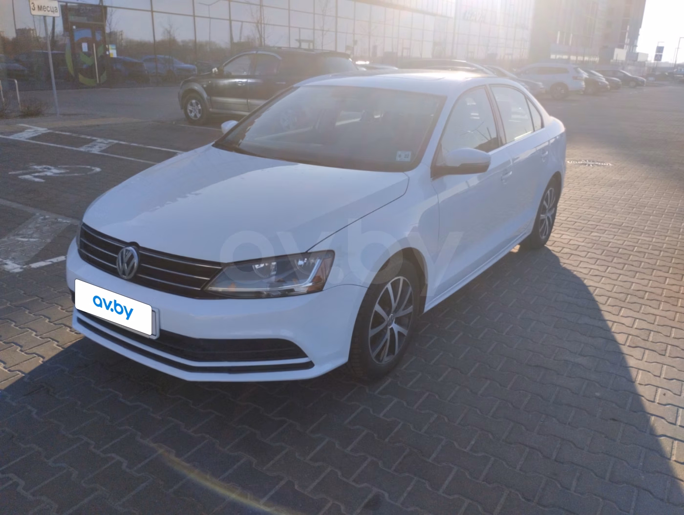 Volkswagen Jetta фото 2