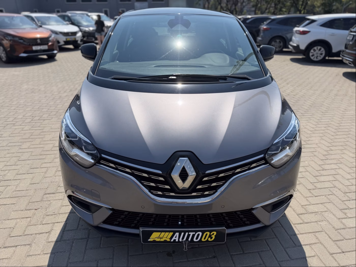 Renault Scenic фото 2
