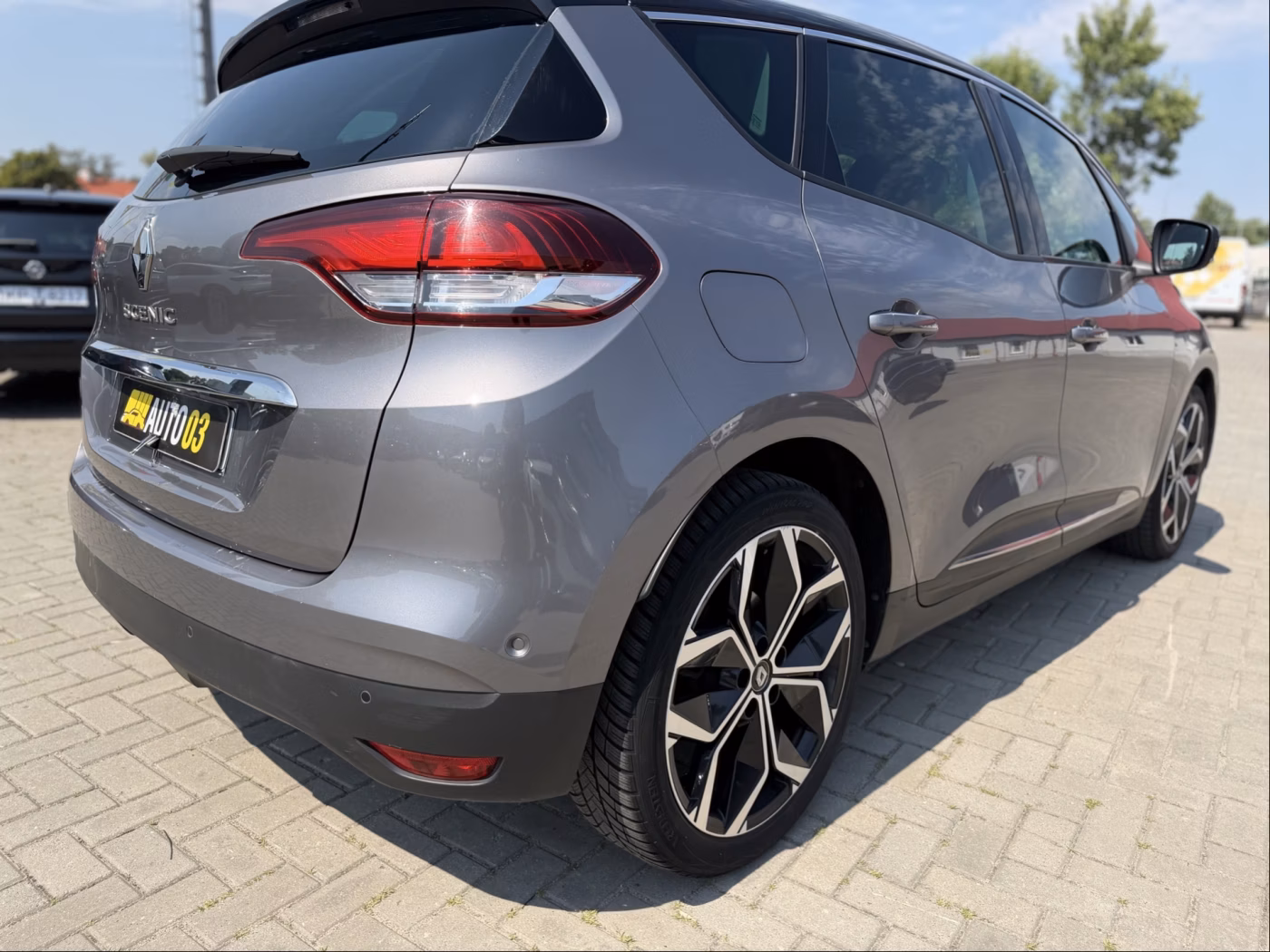 Renault Scenic фото 9